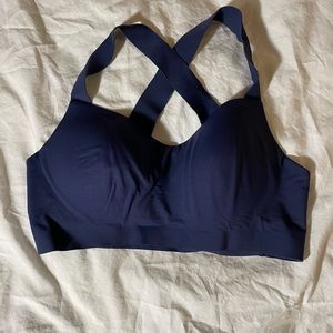 Uniqlo sports bra